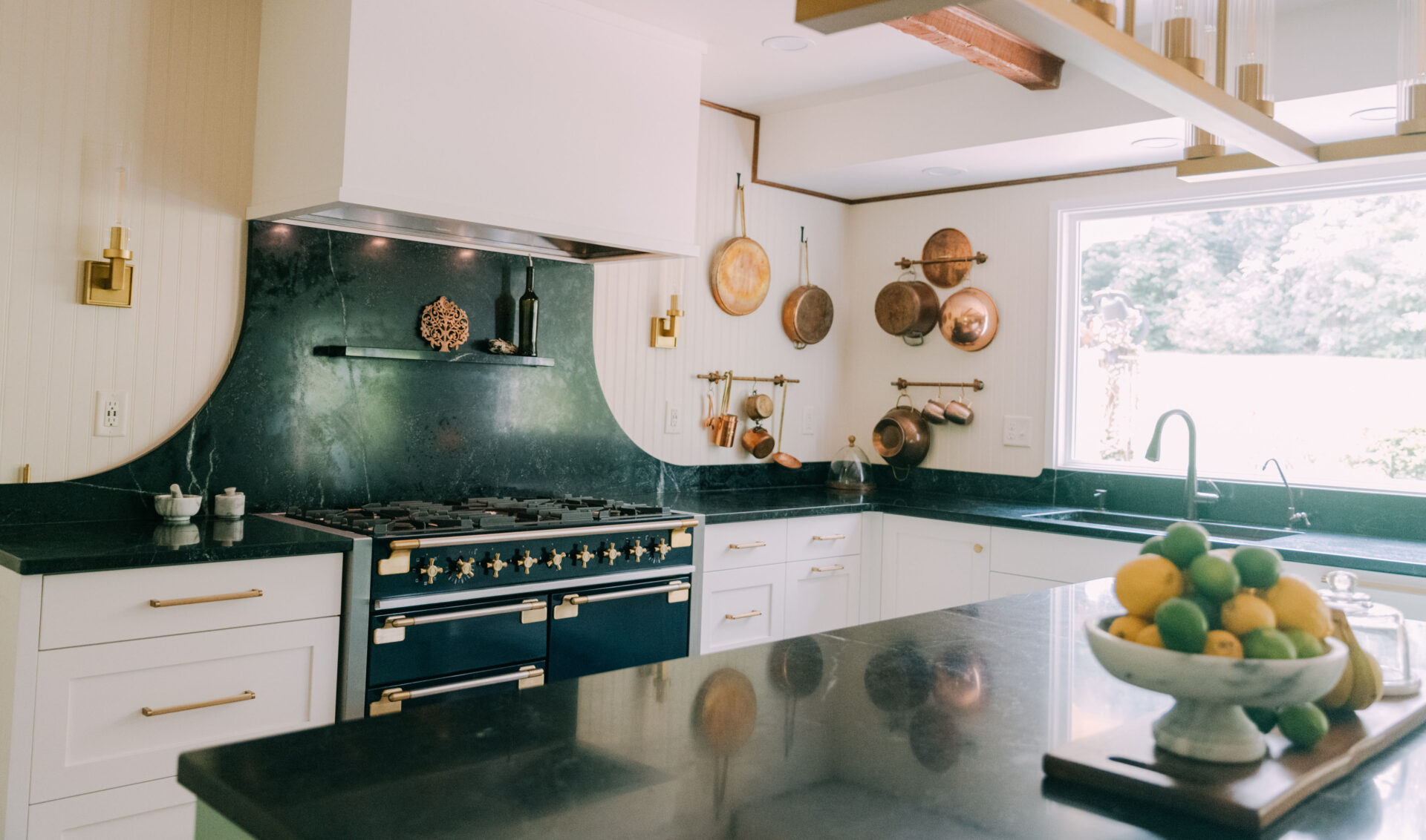 Blog | 2026 Countertop Trends: What’s In And What’s Evolving Out